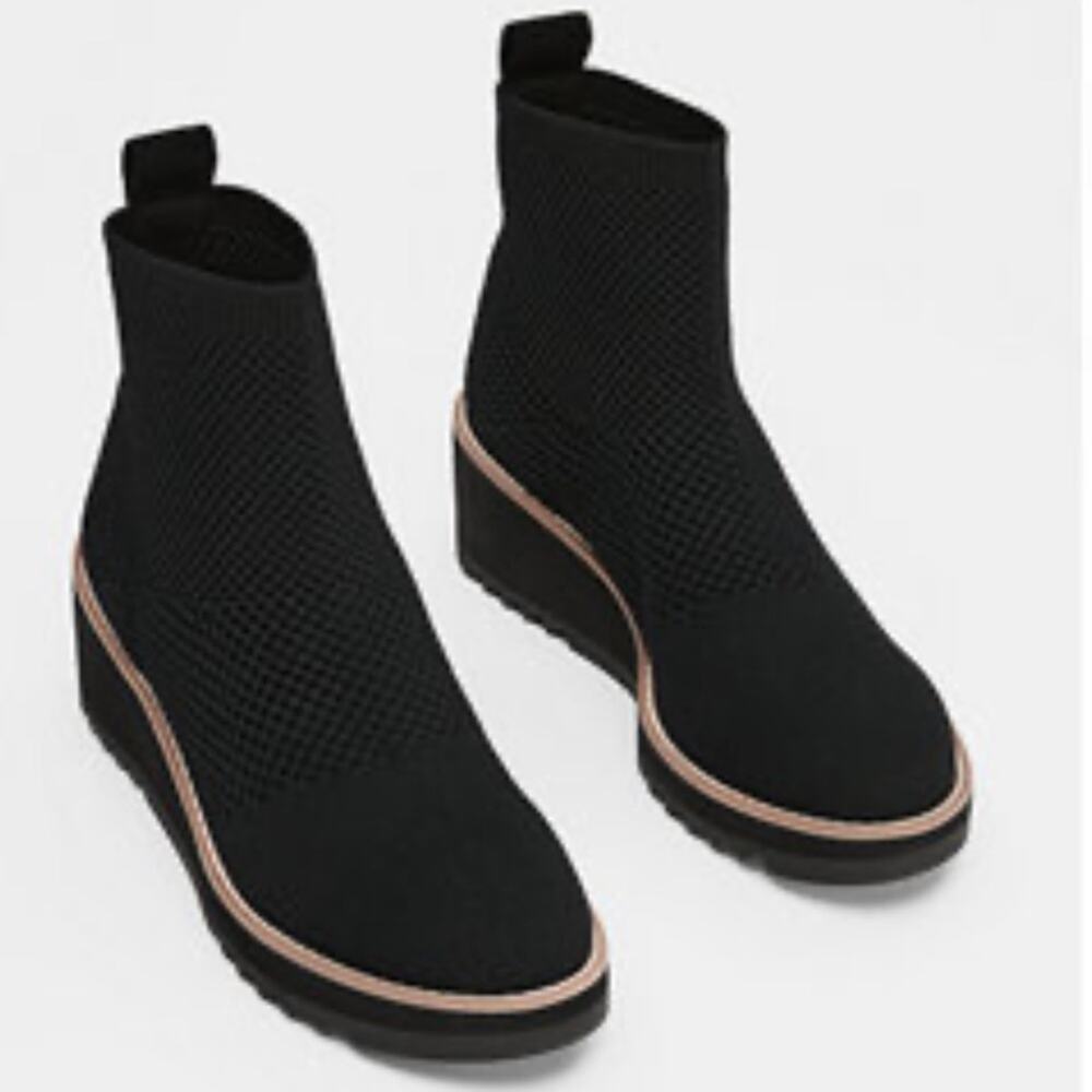Eileen Fisher London Black Stretchy Knit Pull On Wedge Boots Size 7